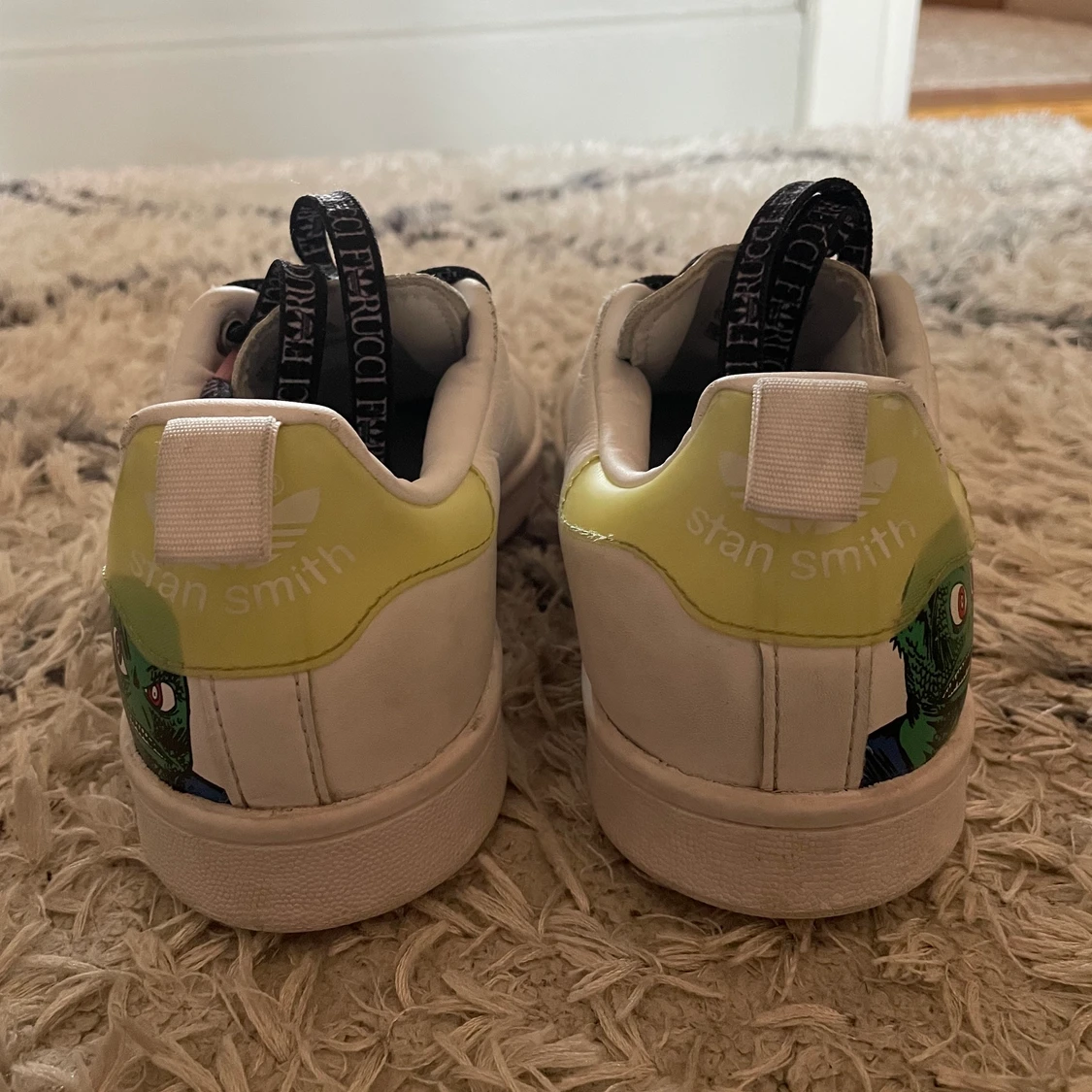 Adidas x fiorucci stan Smith  - 91