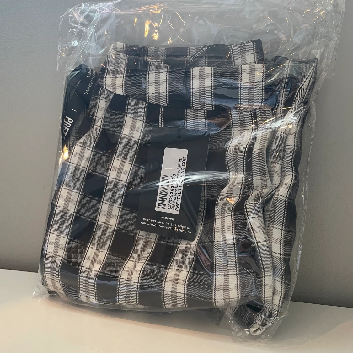 Rutiga byxor från Prettylittlething - 91