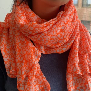 Erfurt halsduk  - Erfurt luxury Accessories halsduk orange färg 