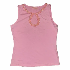 Rosa topp - Rosa topp med glittriga detaljer och liten urringning. Storlek s😍