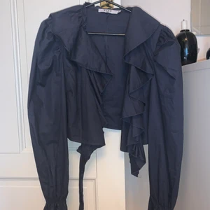 Blus  - En ny omlet blus ifrån nakd