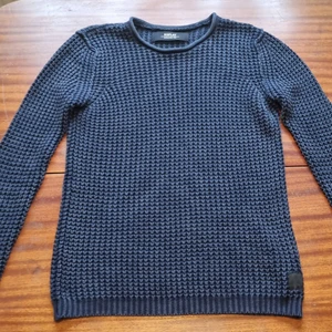 Replay grovstickad  - Så härlig knappt använd tröja mörkblå. Uppskattar till s-m. 49 kr❣samfraktar vid köp av flera varor för 66 kr 👍💕📦