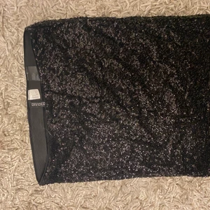 Glitterkjol - Från Hm! Aldrig använd! 