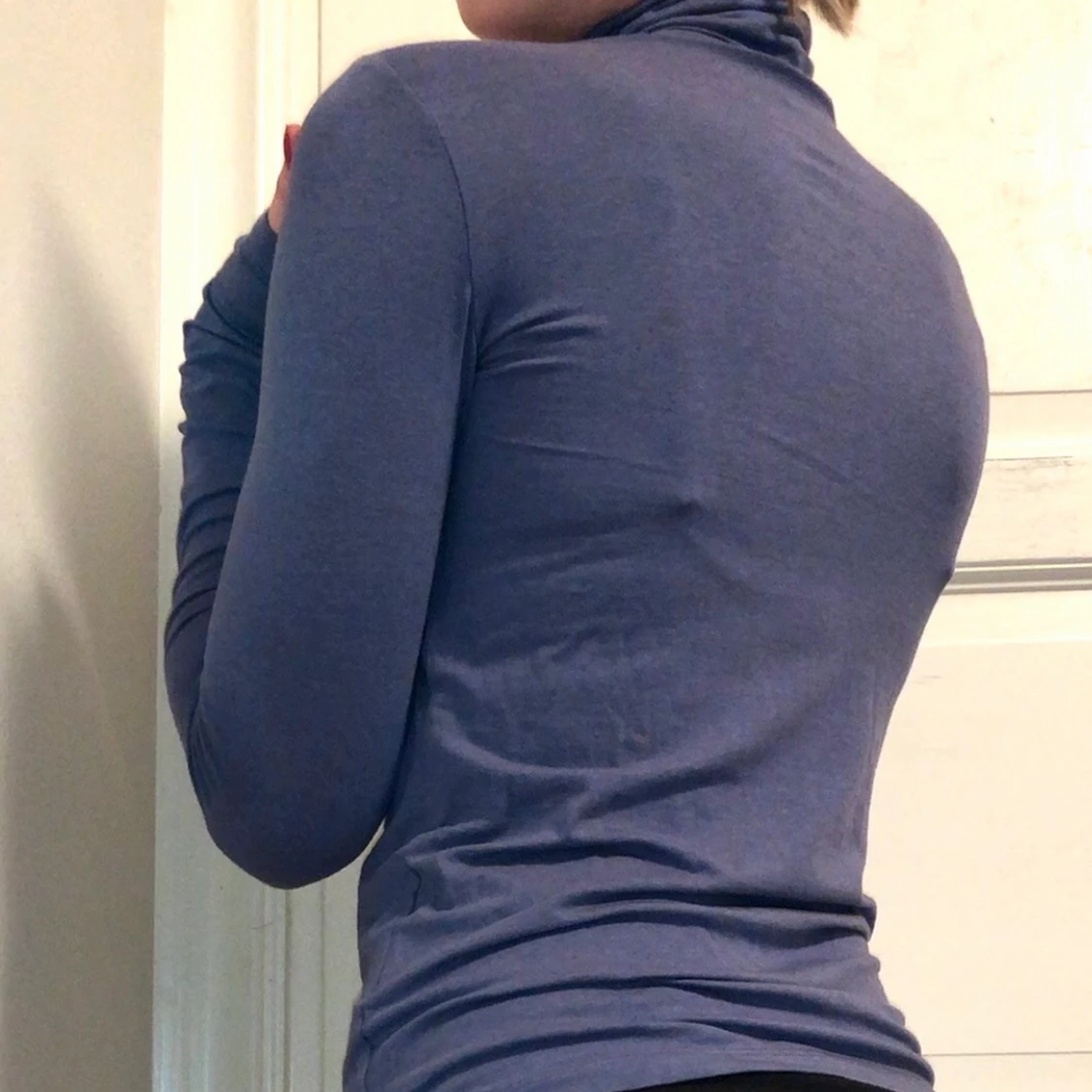 Blå polotröja i XS från WEEKDAY - 90