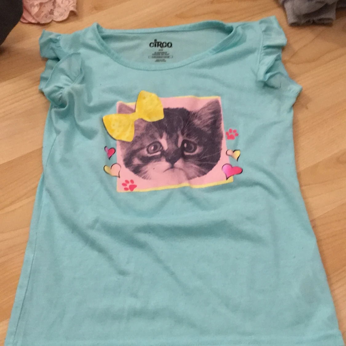 Turkos T-shirt med katt - 90