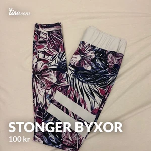 Träningsbyxor  - Ett par träningsbyxor från stronger i strl xs, använda ca 3 gånger 