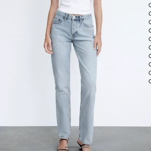 Zara jeans  - Säljer dessa zara jeans, använda 1 gång. Samma som på bild nr 2 fast annan färg ❤️‍🔥❤️‍🔥❤️‍🔥 passar 36/38 också beroende hur man vill att dom ska sitta 