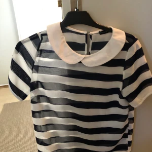 Topp - Söt topp i strl xs 