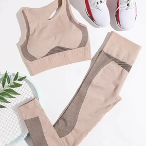 Träningsset 2 delar helt nytt  - Helt nytt träningsset med två delar. 