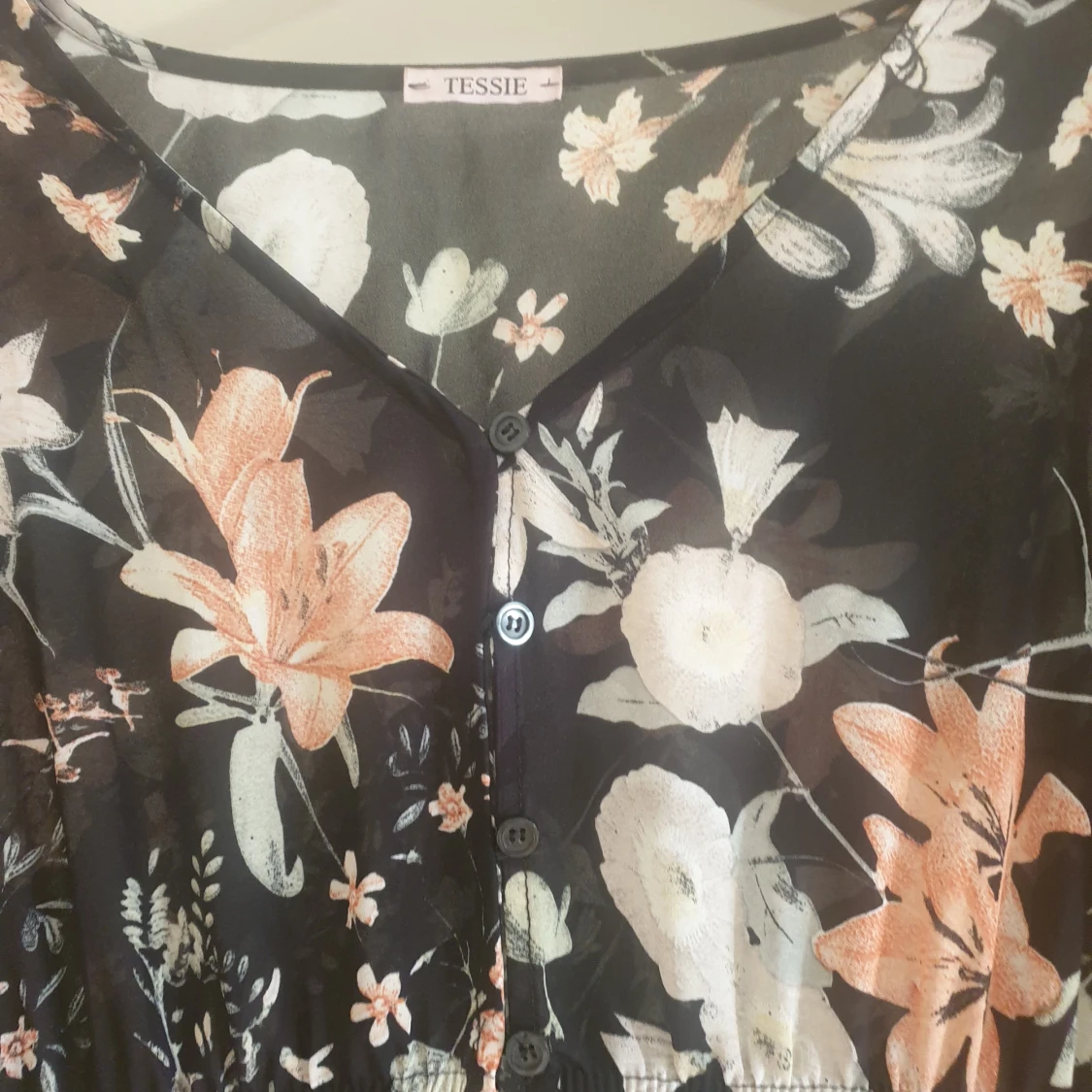 Cardigan/klänning. - 90