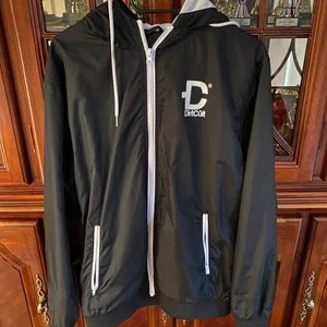 Vind jacka - I stort sett ny storlek M 