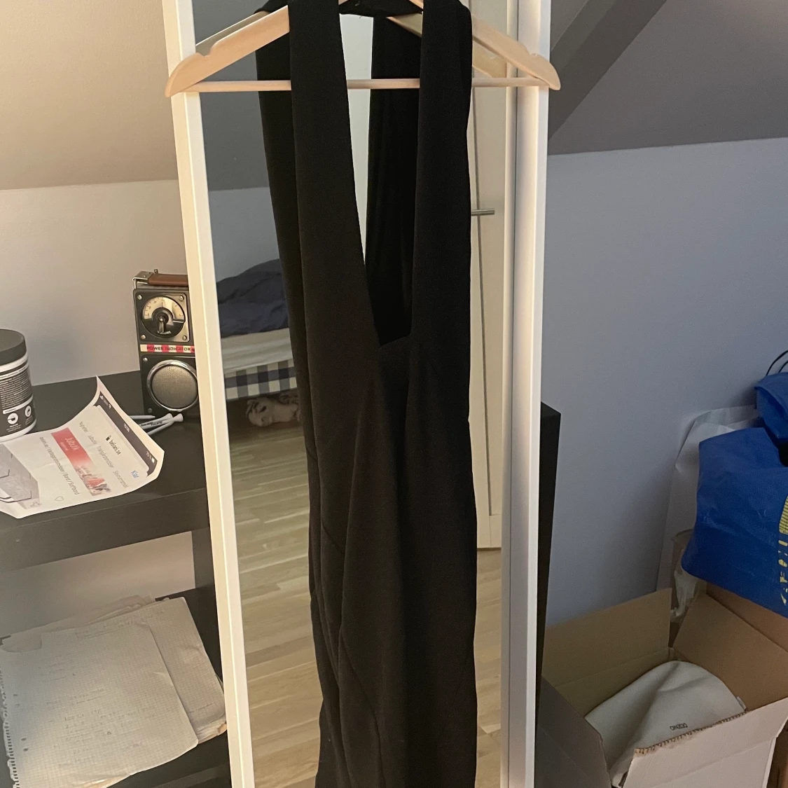 Svart glittrig klänning 