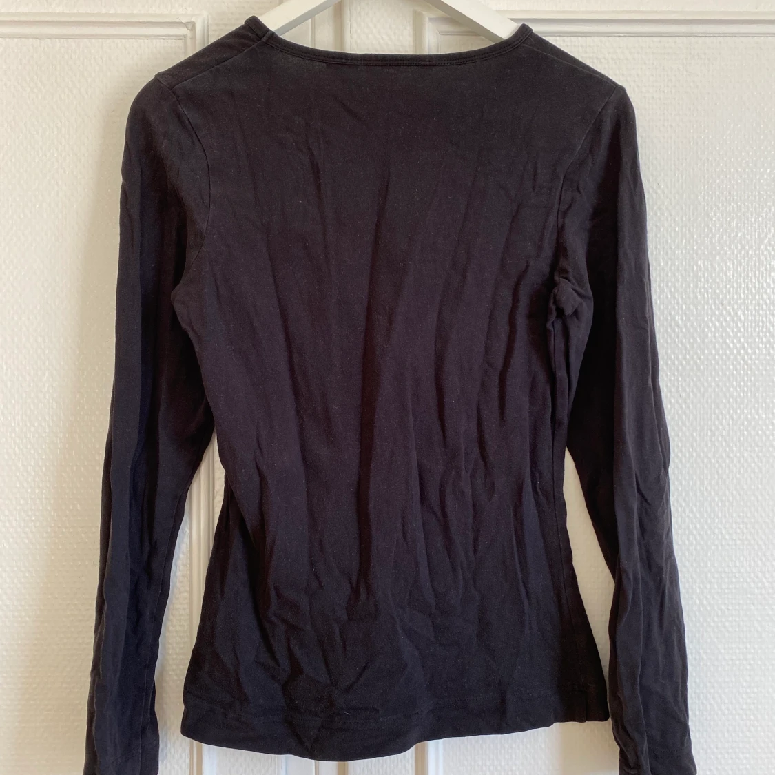 Svart långärmad  - 91