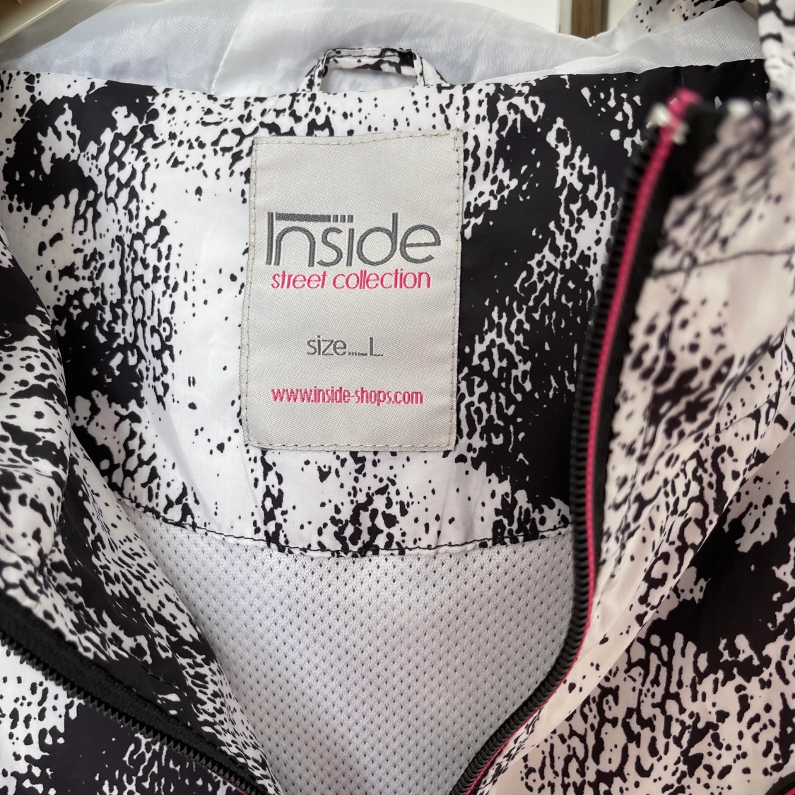 2 för 40kr bomberjackor  - 91