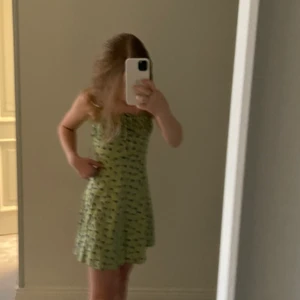 Grön klänning - Grön sommarklänning