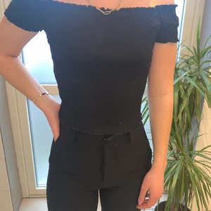 Svart topp - Från Gina🖤🖤