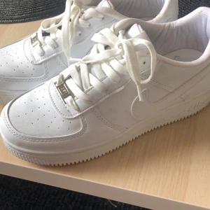 Fin kopia - Väldigt fina men känns lite som 38,5-39 i storlek. Använda endast 2 ggr. Säljer då det är lite stora för mig .