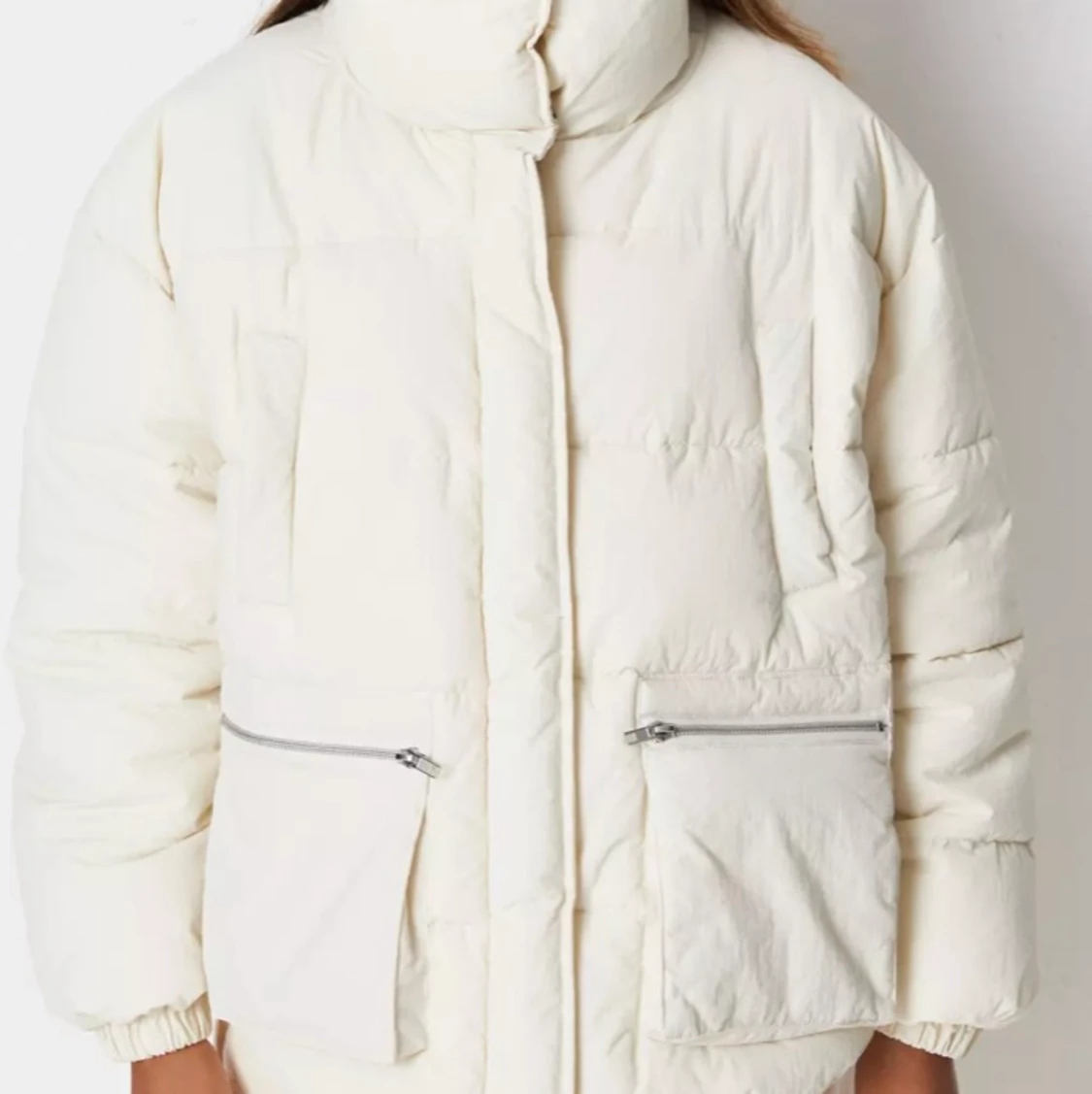 Beige/vit vinterjacka - 90