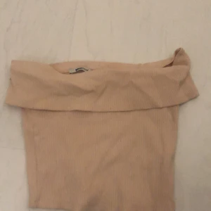 blus  - en rosa blus från Gina