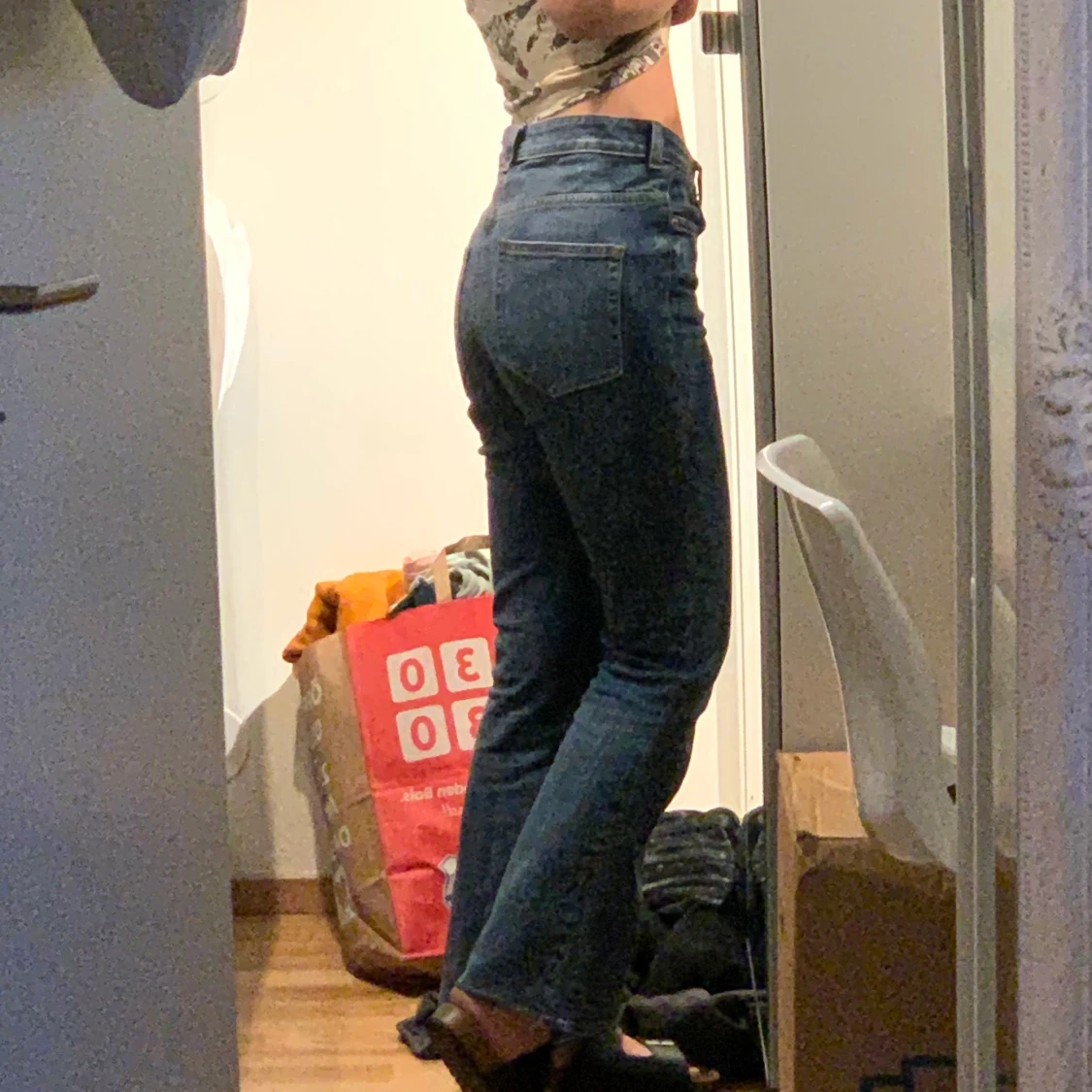 Utsvängda jeans - 91