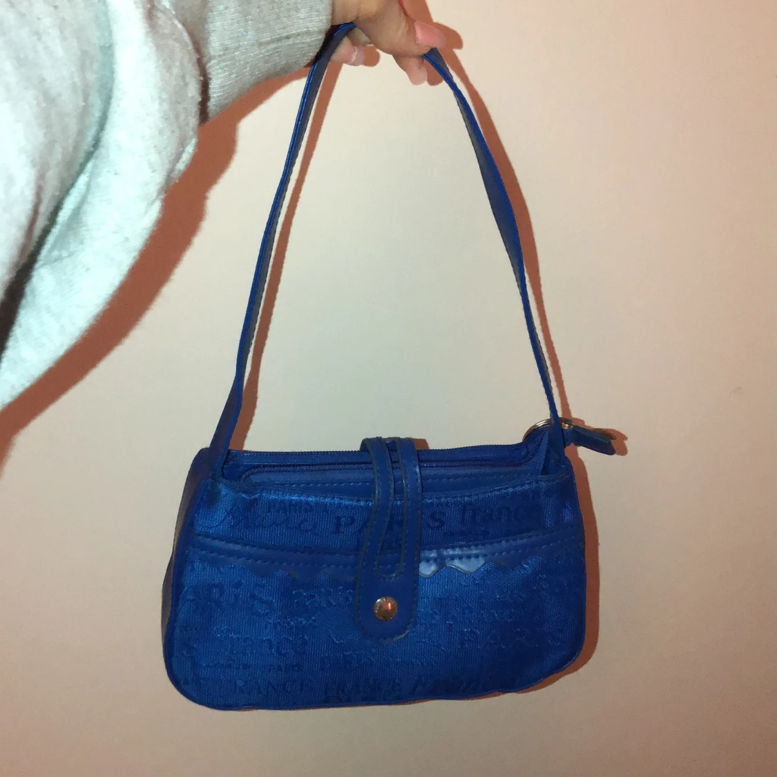 Blå väska 