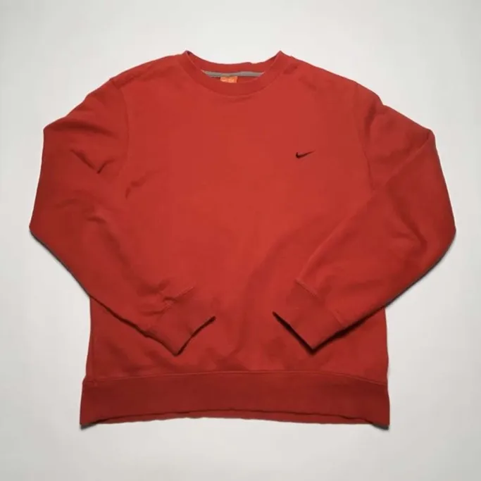 90’s Nike Sweatshirt Condition - 9/10 Size - M                    Mennace Sweatshirt Condition - 9/10 Size - M                            Du 90’s Adidas Sweatshirt Condition - 9/10 Size - M  . Hoodies.