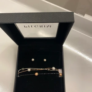 Pilgrim smycke  - Aldrig använt 