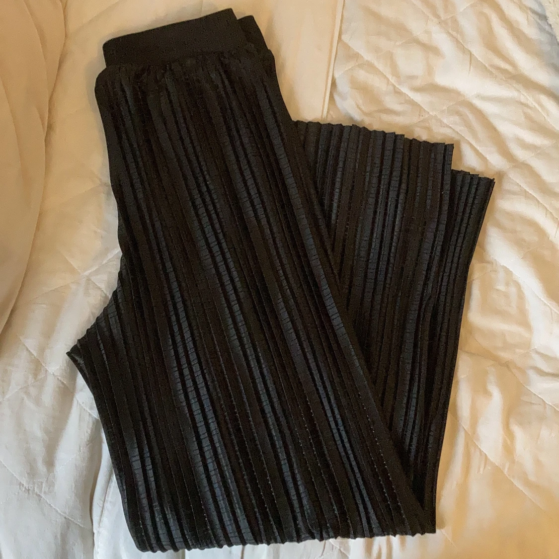 Plicerade byxor - 90