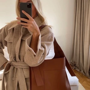 Jacka  - Jacka från Nakd, nästintill oanvänd. Storlek S/M (lånad bilda 