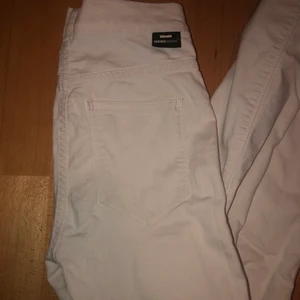 Dr denim jeans  - Väldigt bra skick i storlek s💞