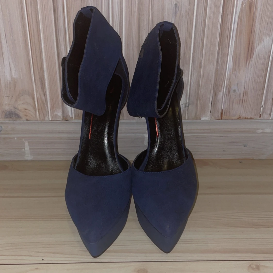 Sbtgga nelly klackar 38