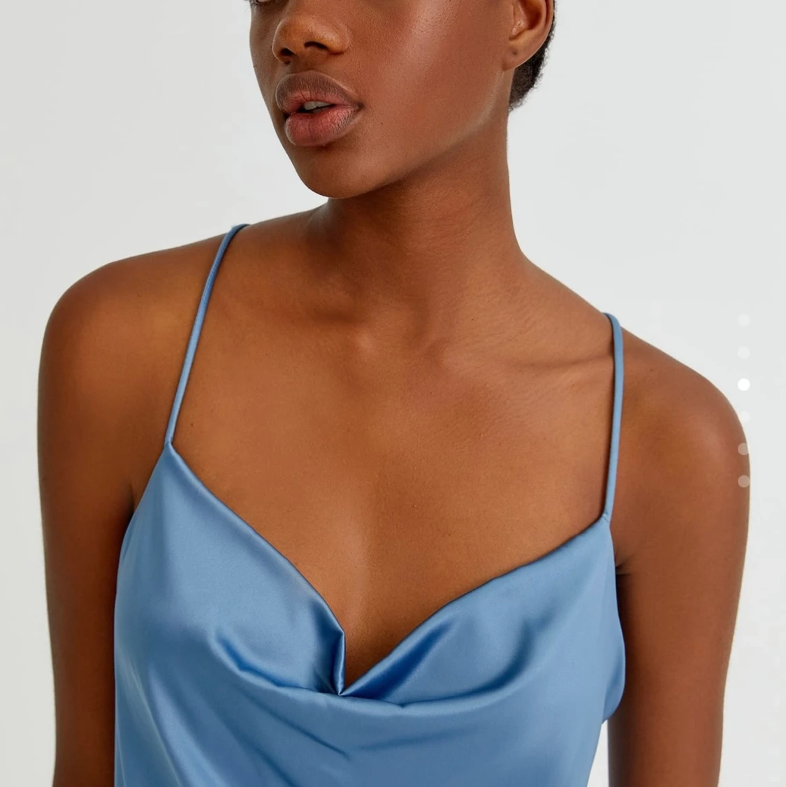 Satin klänning  - 90