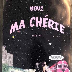 Är på jakt efter Ma Cherie affischen av Hov1! Snälla skriv om du har och vad du kan tänka dig sälja den för. Vill att den skickas i en rulle så den ej blir förstörd🙏🏻 
