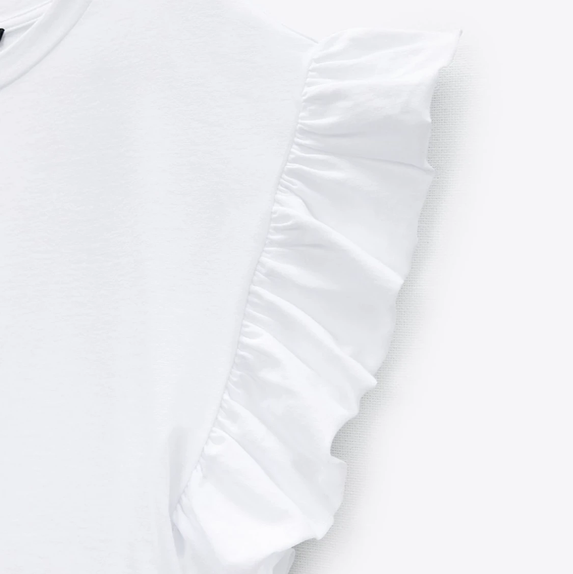 Tröja med volang - 90