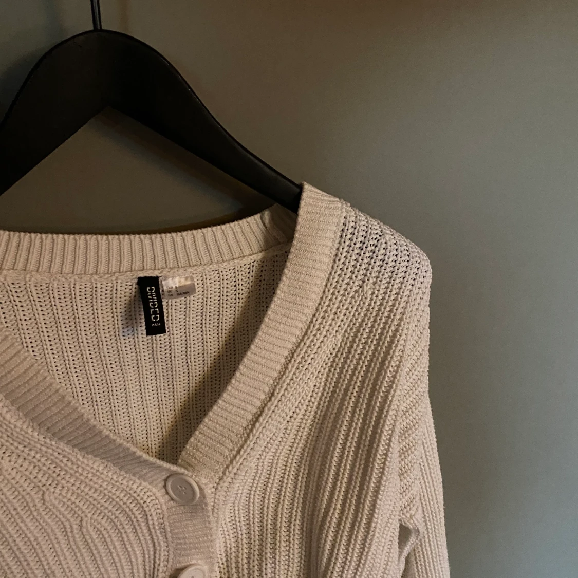 Vit stickad kofta - 90