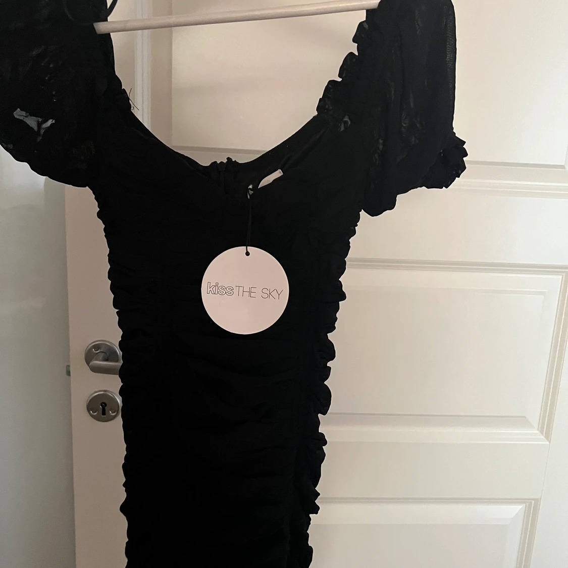 Oanvänd klänning  - 90