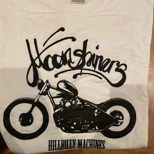 Tröja  - Finns i s, m & xl 