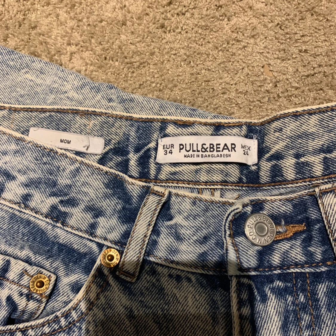 mom jeans från pull&bear - 91