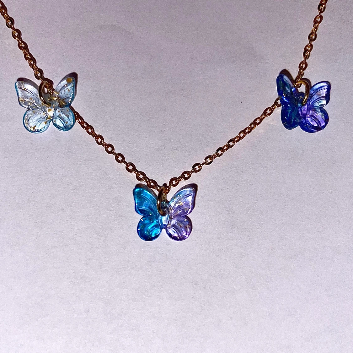 Golden butterfly halsband 