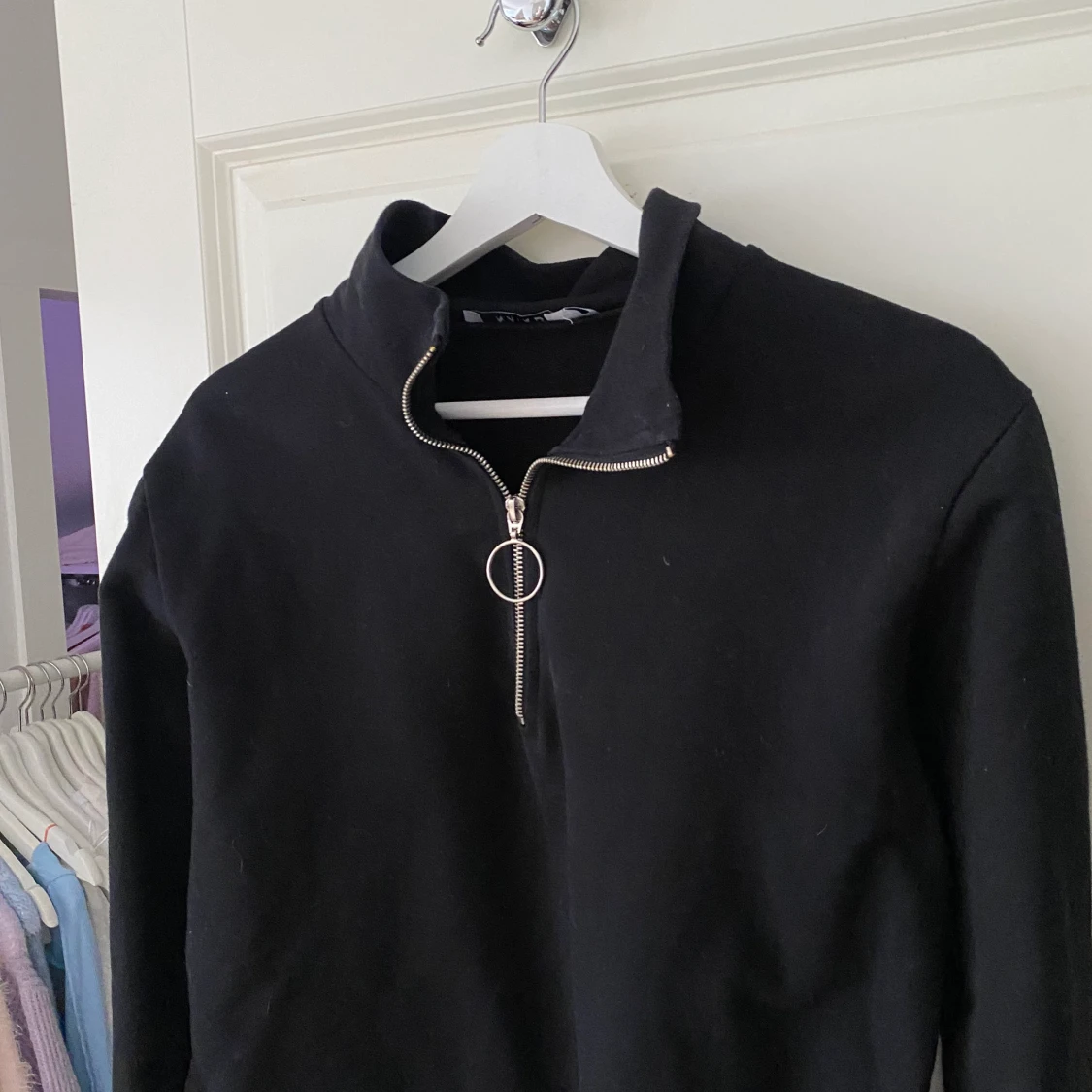 Snygg svart tröja - 90