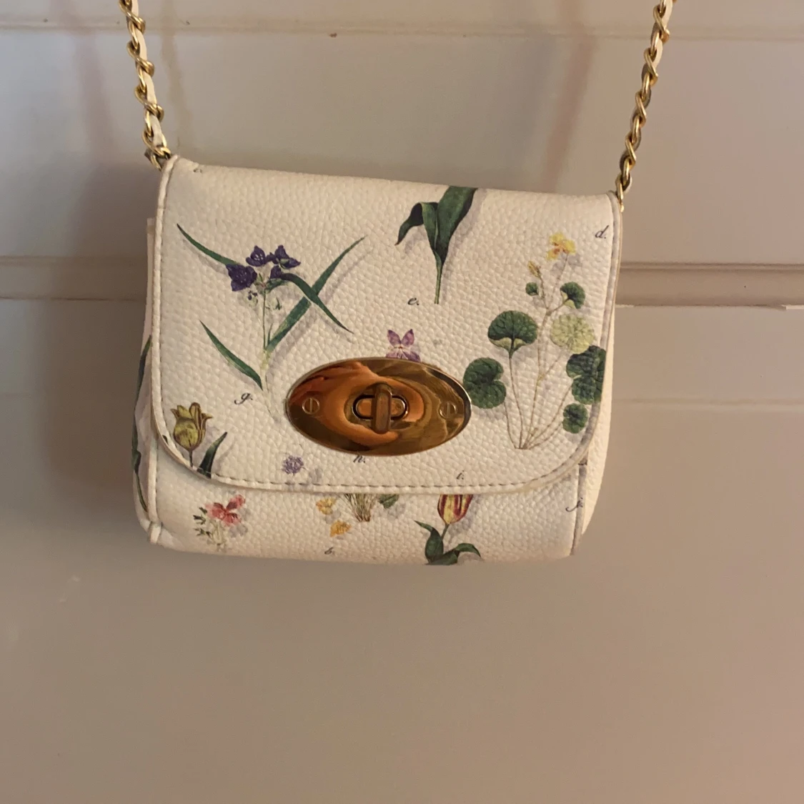 Blommig väska  - 91