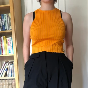 Linne - Ett litet skojigt linne från hm - i princip helt oanvänt 