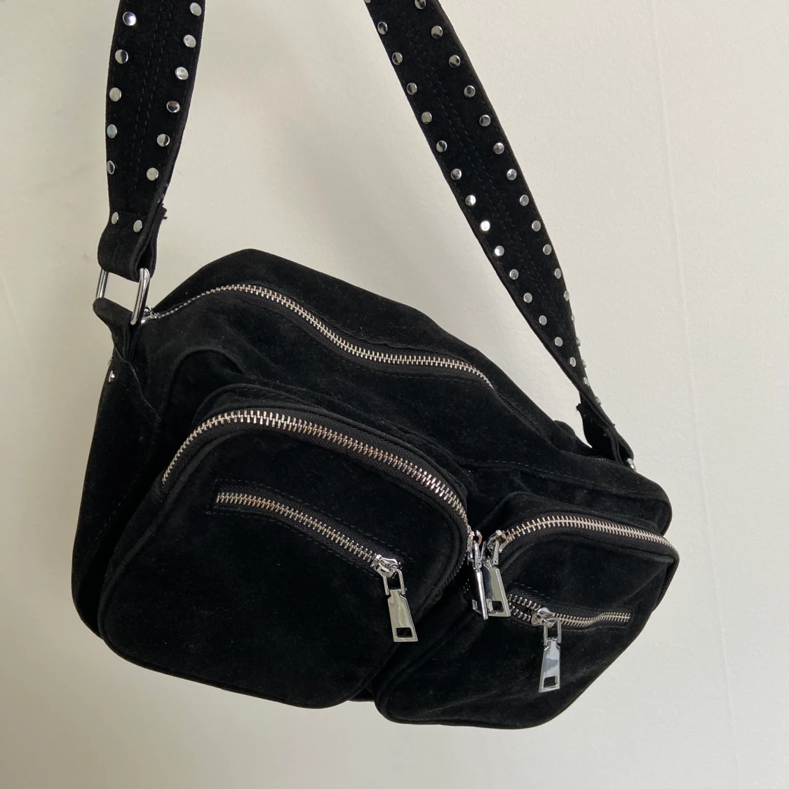 Noella Celina väska svart  - 90