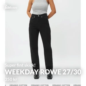 Weekday rowe - Gratis frakt, helt nya och super bra i skick! Behöver längre model de är därför jag säljer!