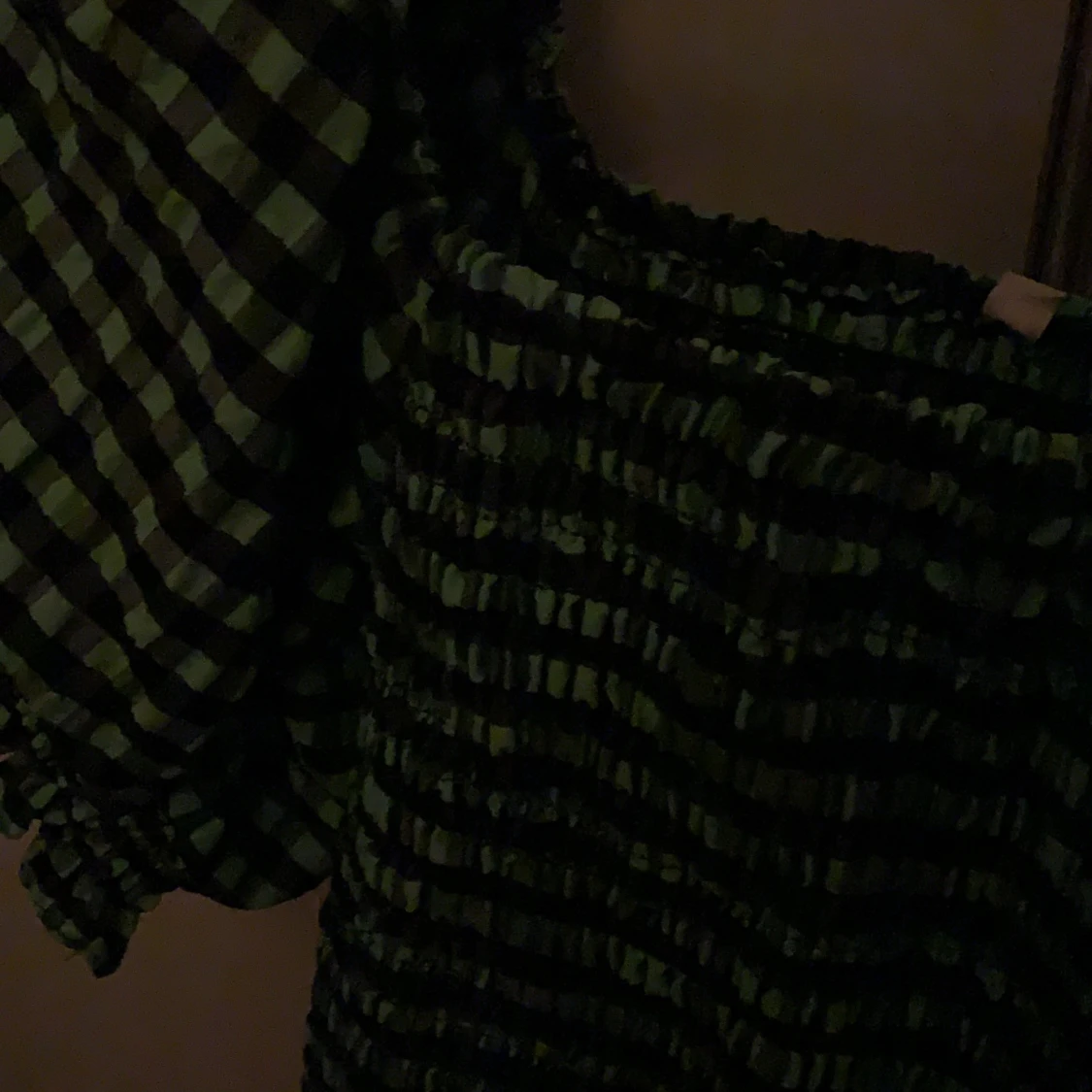 Rutig topp från zara - 90