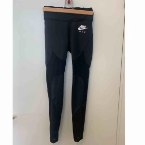  - Knappt använda, 950:- för alla eller högst bud. 