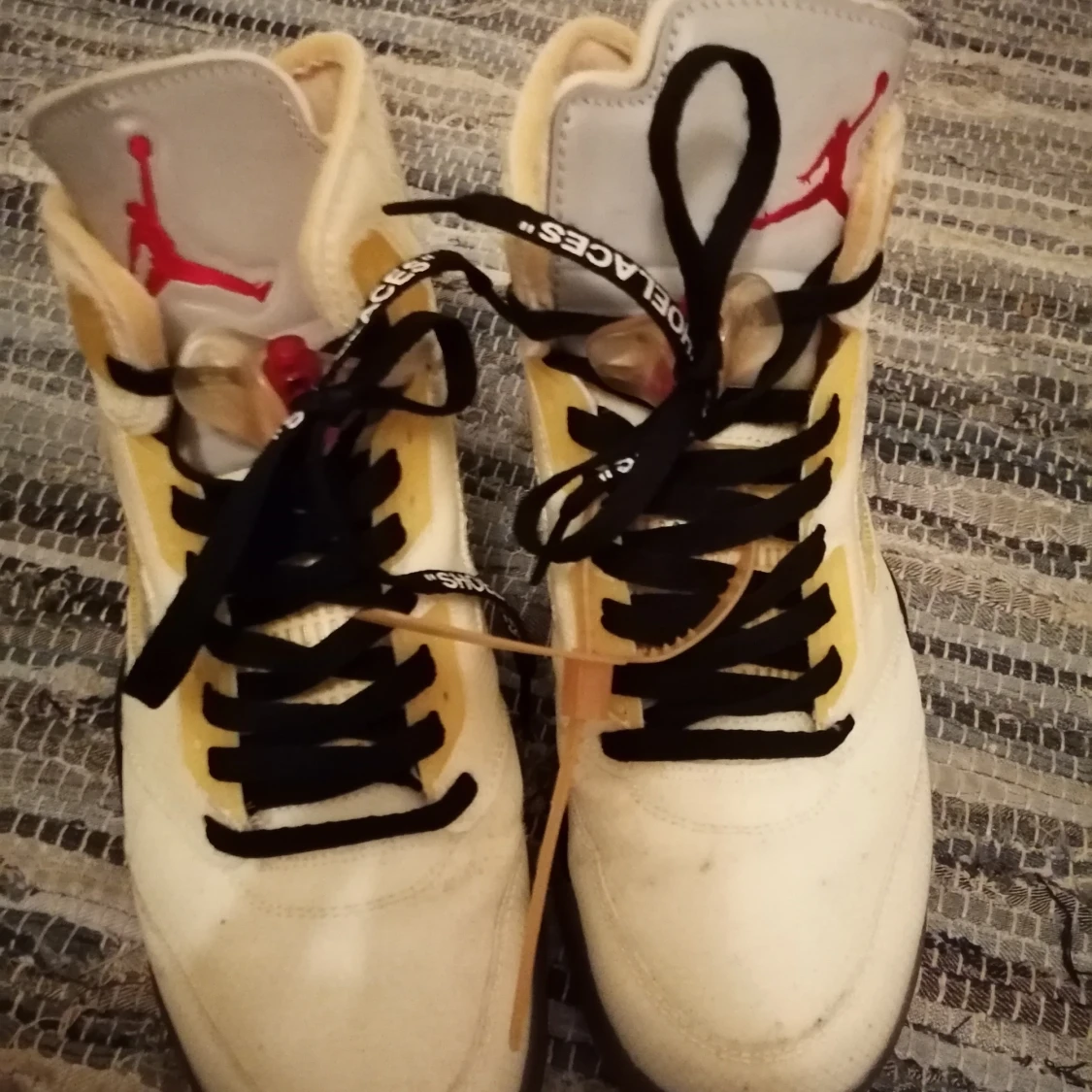 Jordan 5 off White  - 90