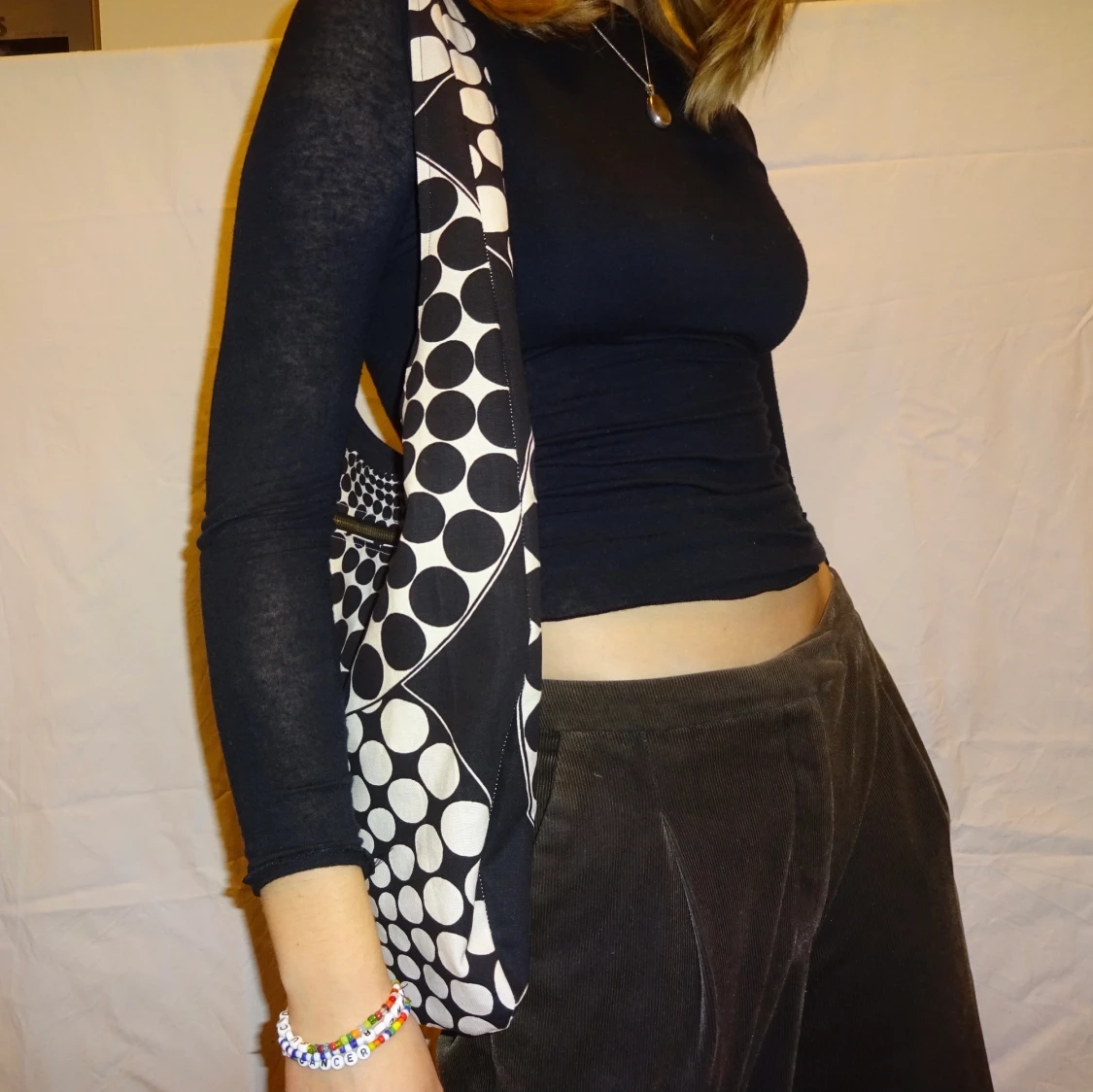 Handsydd svart tygväska / tygpåse - 91