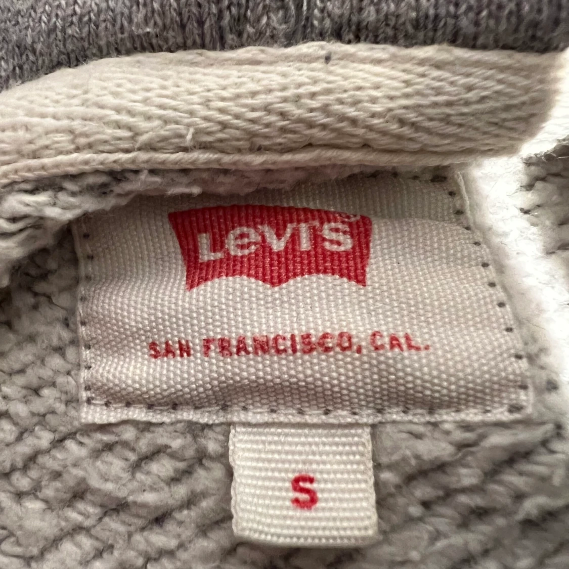 Levis hoodie  - 90