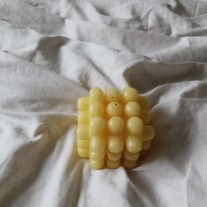 Bubbelljus - Ett fint bubbelljus som har använts en gång. Orginalpris 90 kr. 